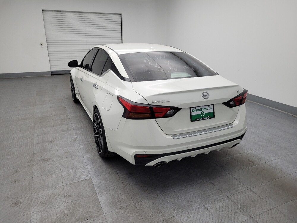 2021 Nissan Altima in Maple Heights, OH 44137 - 18064524 5