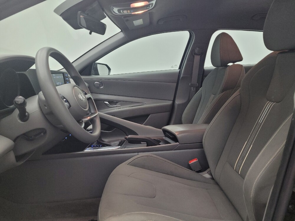 2022 Hyundai Elantra in Maple Heights, OH 44137 - 18064526 17