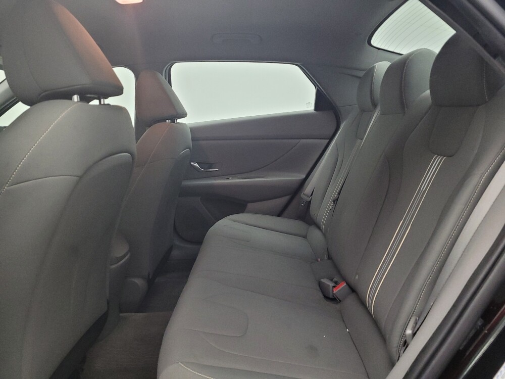 2022 Hyundai Elantra in Maple Heights, OH 44137 - 18064526 18