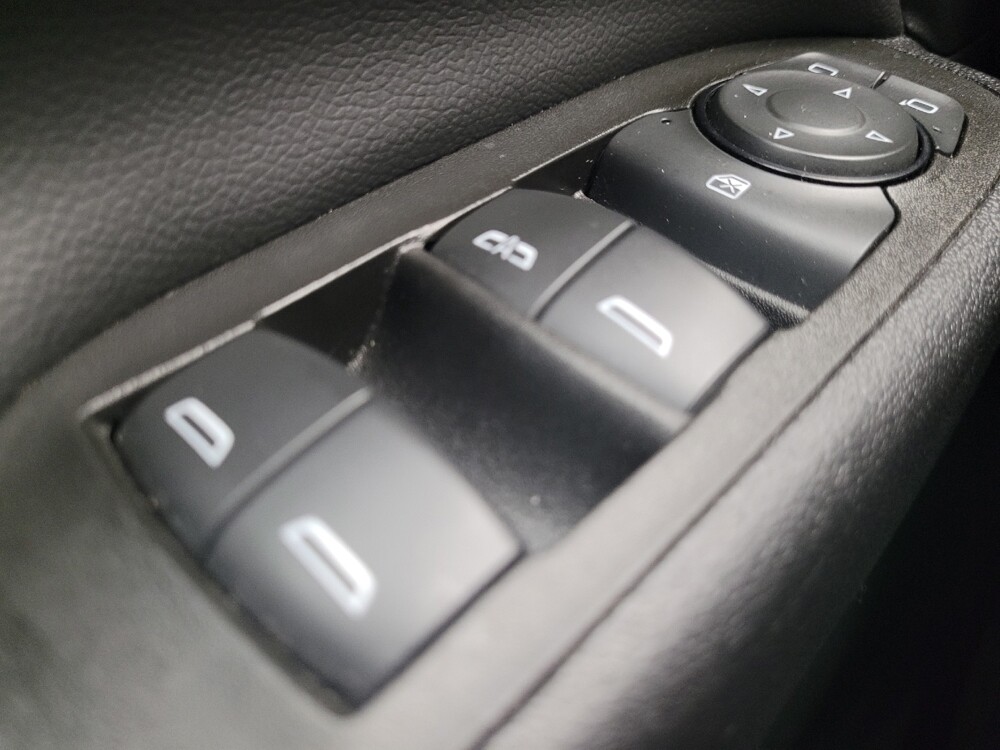 2022 Chevrolet Equinox in Grand Rapids, MI 49508 - 18064550 27