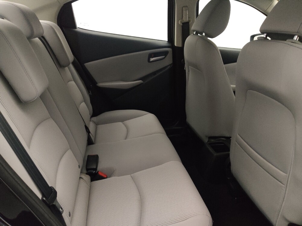 2019 Toyota Yaris in Gainesville, FL 32609 - 18064562 19