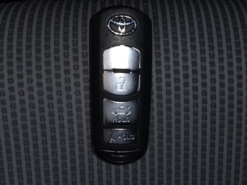 2019 Toyota Yaris in Gainesville, FL 32609 - 18064562 32