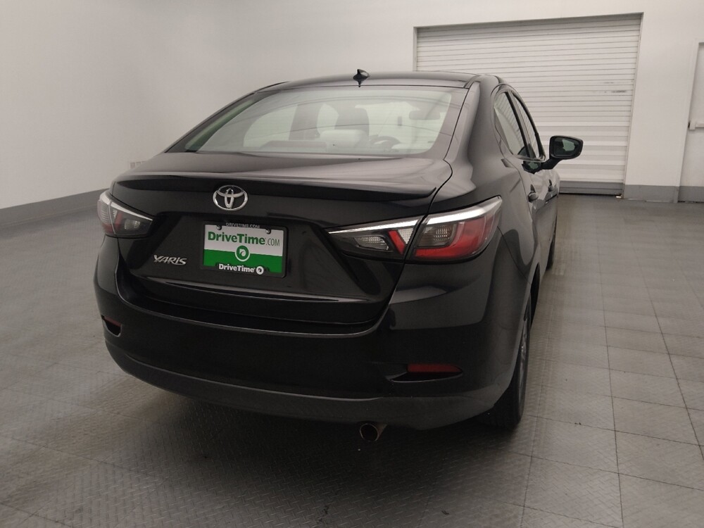 2019 Toyota Yaris in Gainesville, FL 32609 - 18064562 7