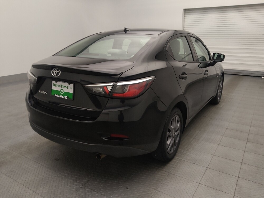 2019 Toyota Yaris in Gainesville, FL 32609 - 18064562 9