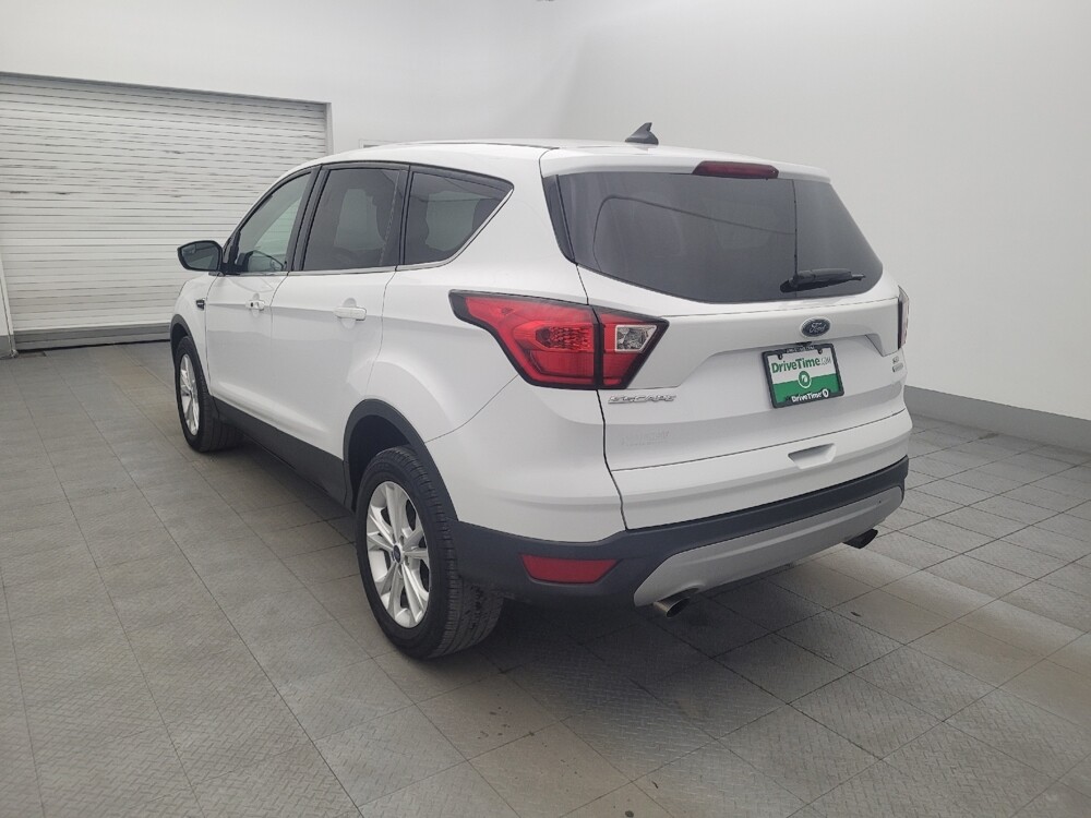 2019 Ford Escape in Tallahassee, FL 32304 - 18064576 5