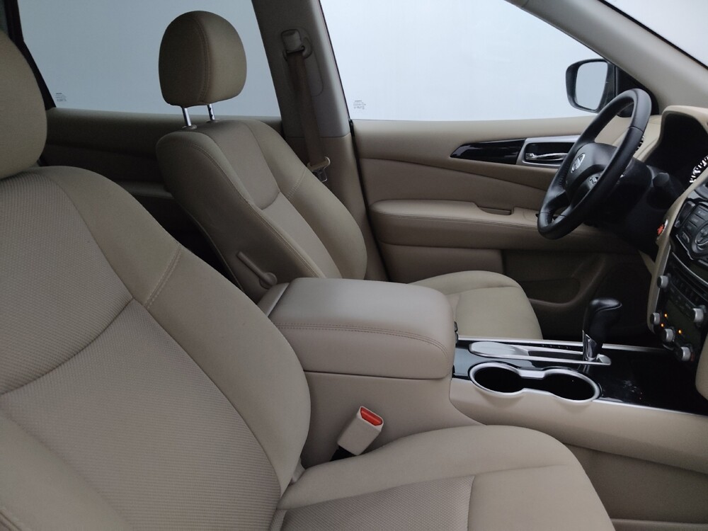 2018 Nissan Pathfinder in Tampa, FL 33619 - 18064609 21