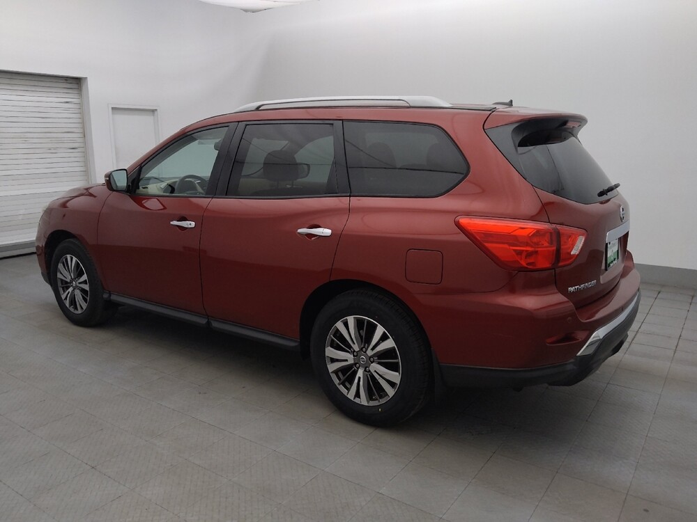 2018 Nissan Pathfinder in Tampa, FL 33619 - 18064609 3