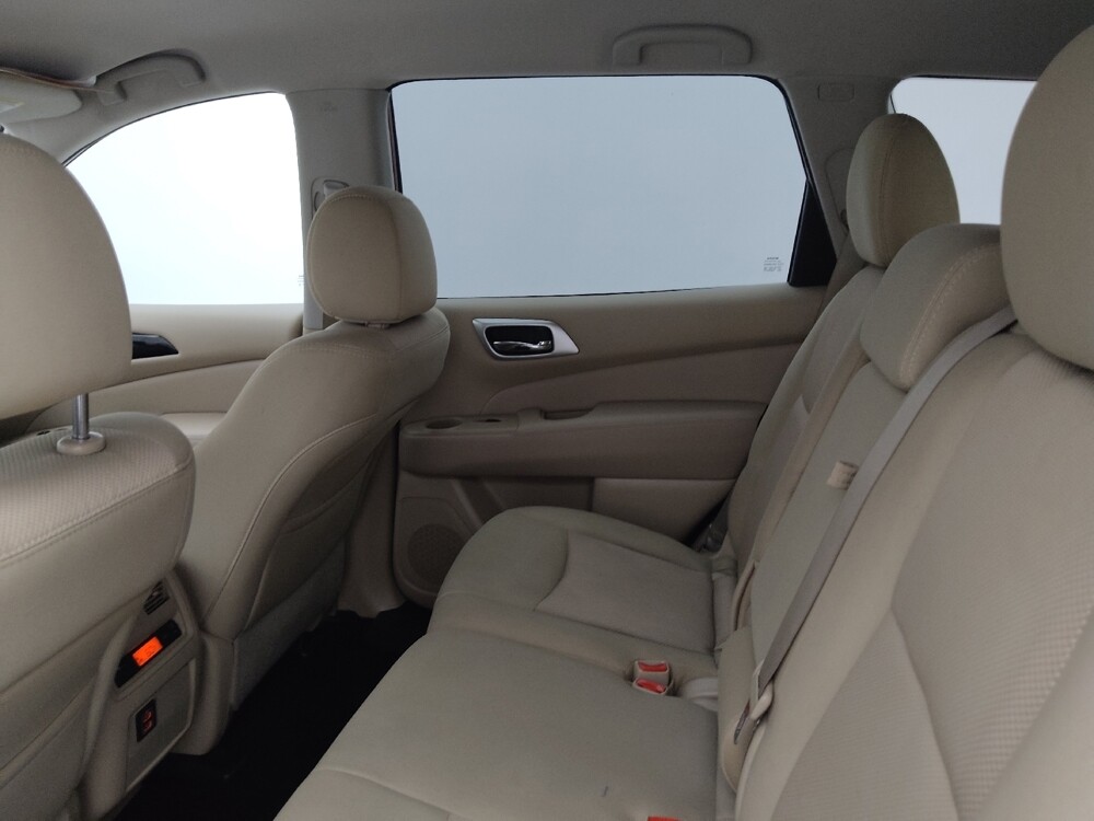 2018 Nissan Pathfinder in Tampa, FL 33619 - 18064609 18