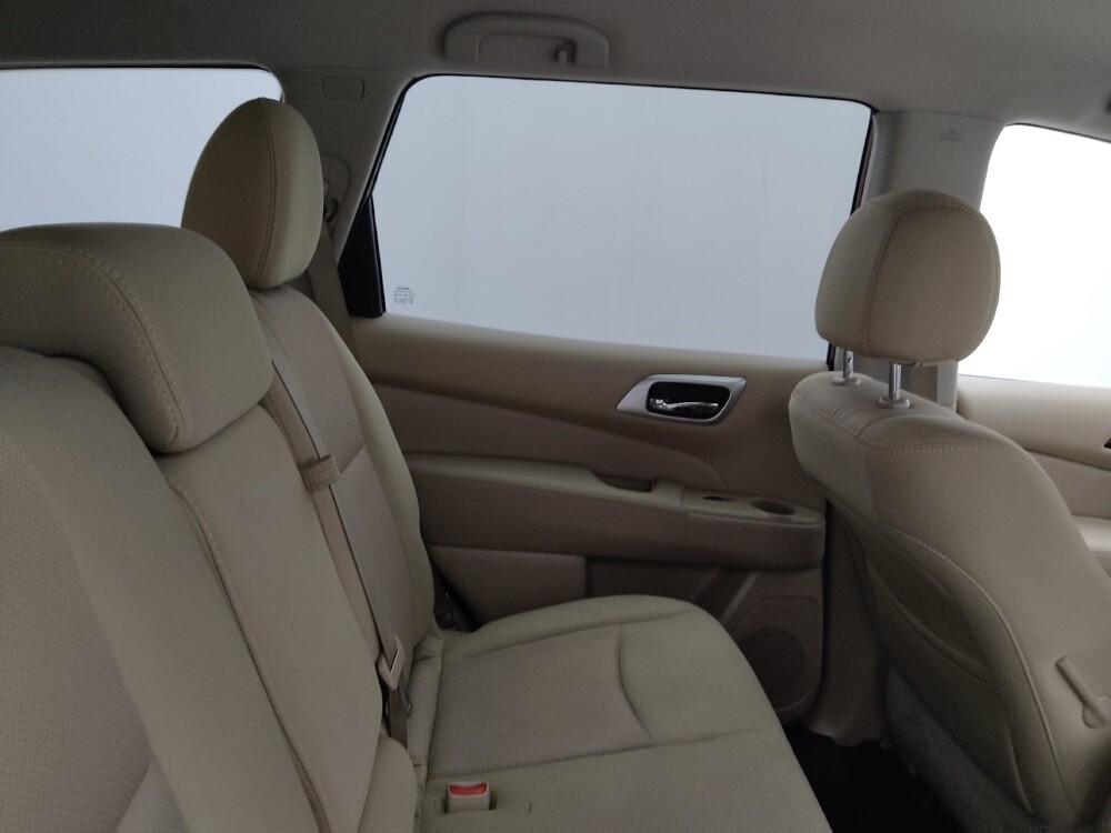 2018 Nissan Pathfinder in Tampa, FL 33619 - 18064609 19