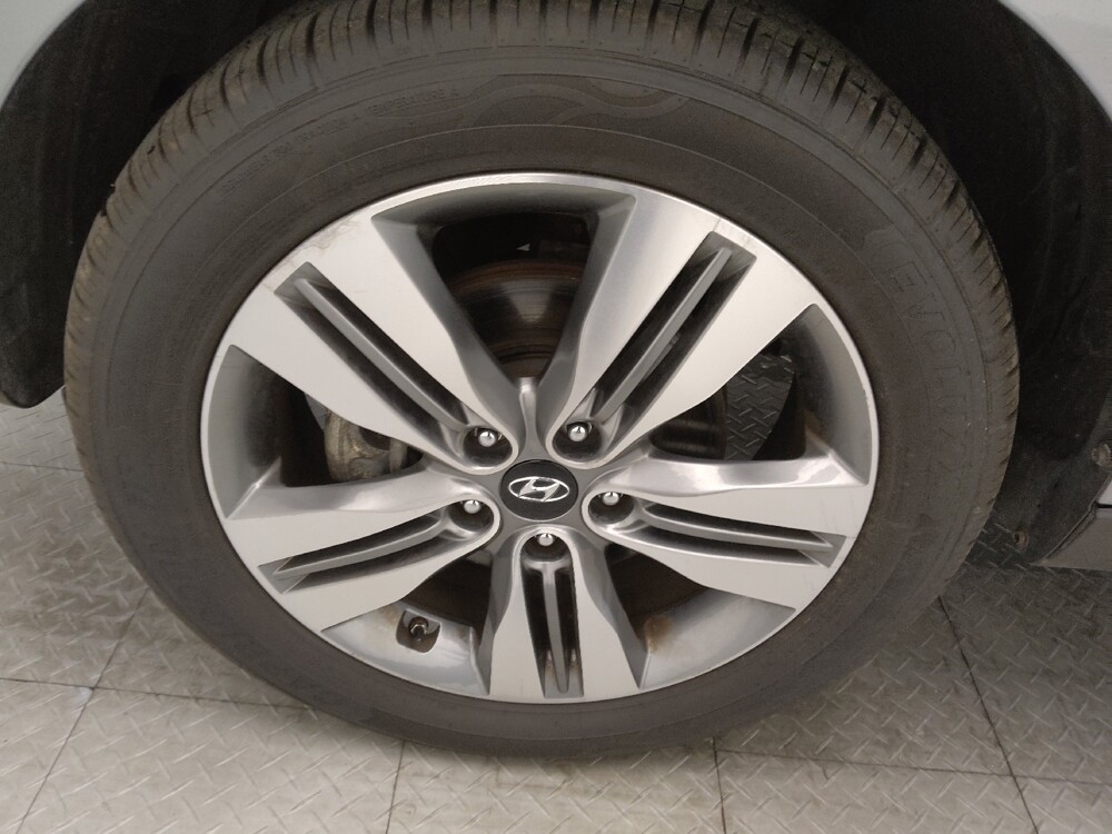 2015 Hyundai Tucson in Greenville, SC 29607 - 18064640 31