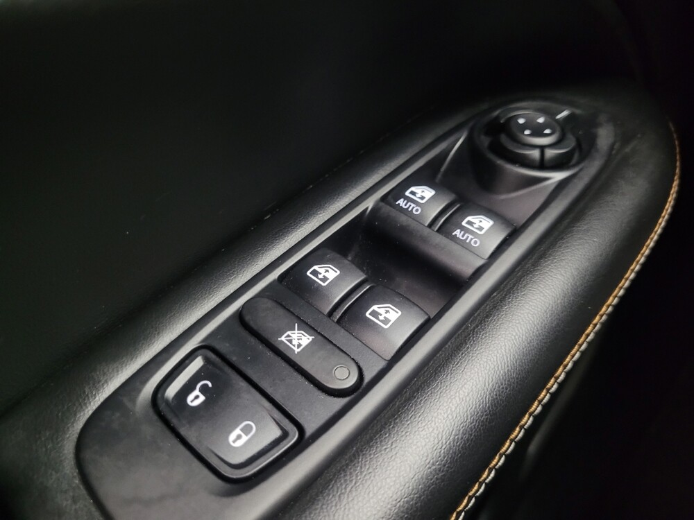 2019 Jeep Compass in Highland, IN 46322 - 18064669 27