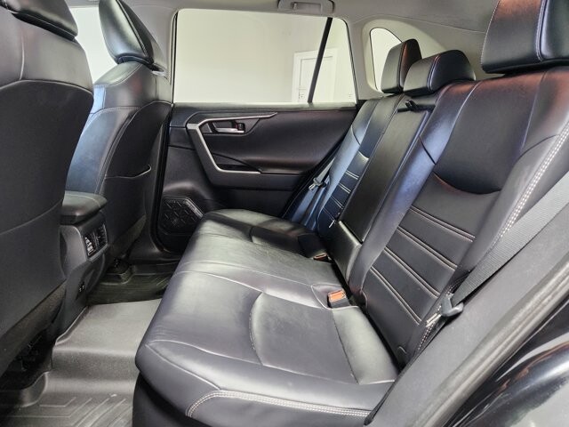 2019 Toyota RAV4 in Cinnaminson, NJ 08077 - 18064720 13