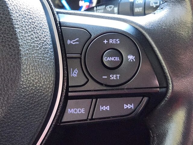 2019 Toyota RAV4 in Cinnaminson, NJ 08077 - 18064720 19