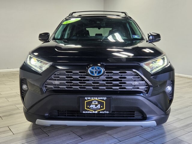 2019 Toyota RAV4 in Cinnaminson, NJ 08077 - 18064720 8
