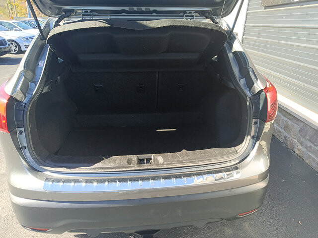 2017 Nissan Rogue Sport in DuBois, PA 15801 - 18064727 9