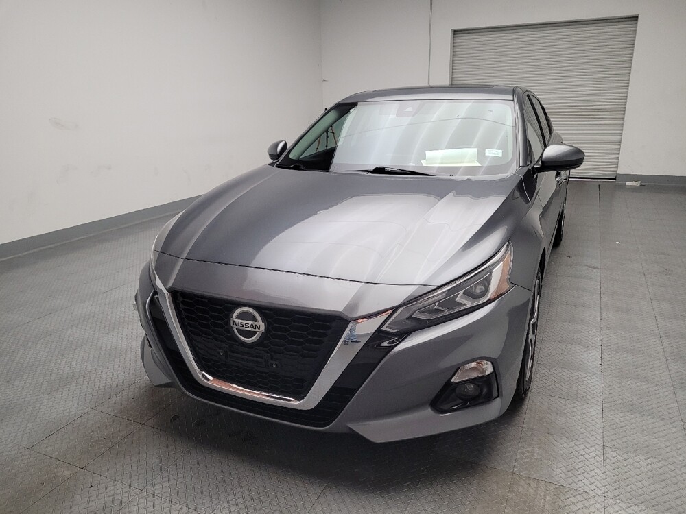 2020 Nissan Altima in Riverside, CA 92504 - 18064759 15