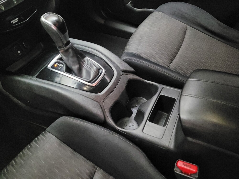 2017 Nissan Rogue in Riverside, CA 92504 - 18064763 26