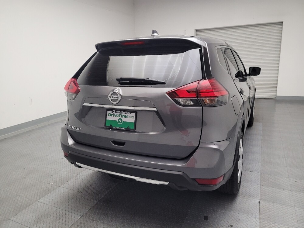 2017 Nissan Rogue in Riverside, CA 92504 - 18064763 7