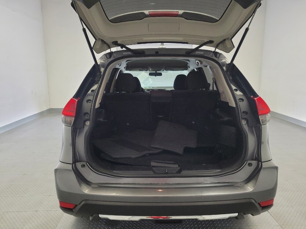 2017 Nissan Rogue in Riverside, CA 92504 - 18064763 29