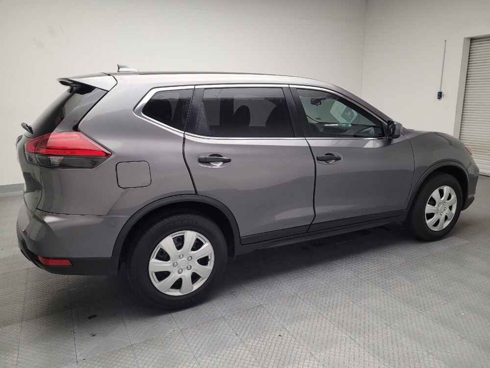 2017 Nissan Rogue in Riverside, CA 92504 - 18064763 10