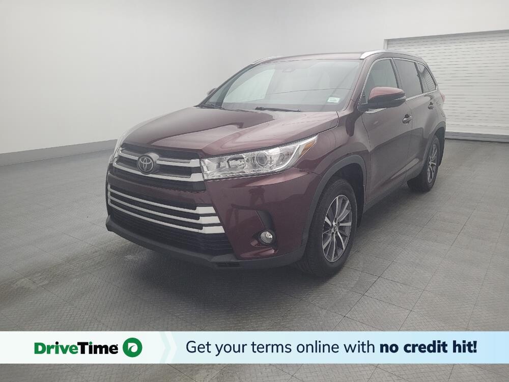 2019 Toyota Highlander in Pensacola, FL 32505 - 18064774