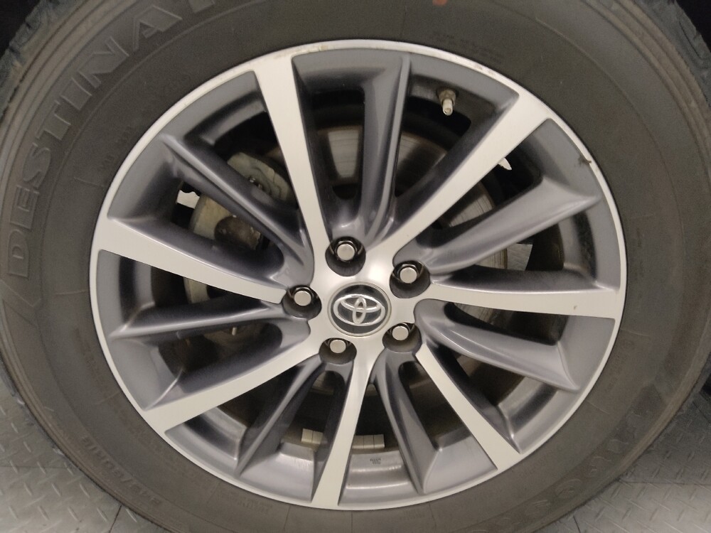 2019 Toyota Highlander in Chattanooga, TN 37421 - 18064787 31