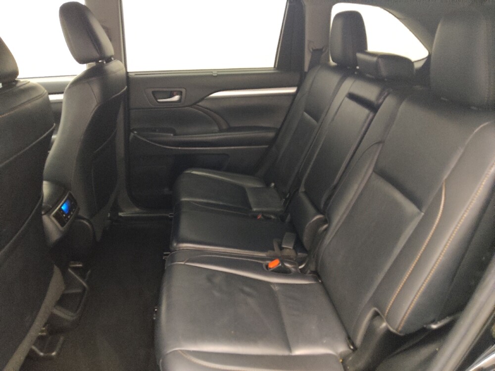 2019 Toyota Highlander in Chattanooga, TN 37421 - 18064787 18