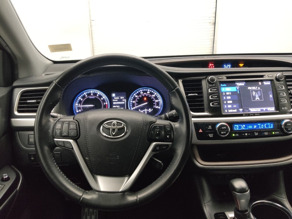 2019 Toyota Highlander in Chattanooga, TN 37421 - 18064787 22
