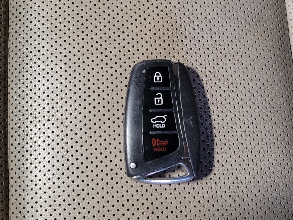 2018 Hyundai Santa Fe in Miami, FL 33157 - 18064833 32