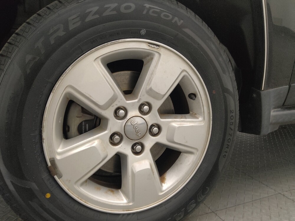 2016 Jeep Compass in Gainesville, FL 32609 - 18064837 31