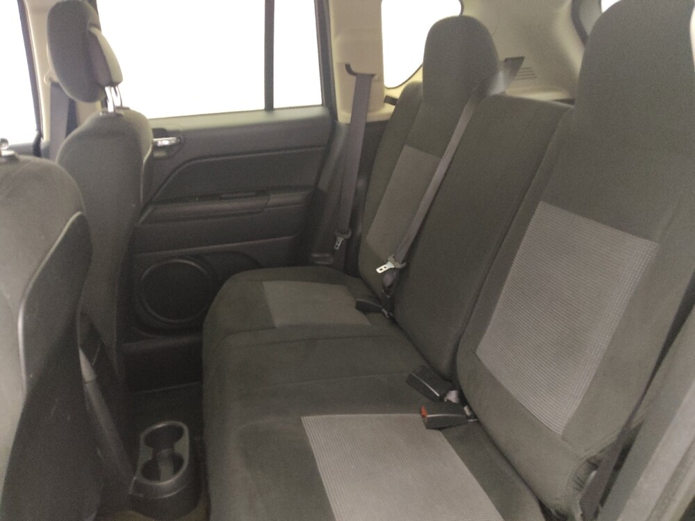 2016 Jeep Compass in Gainesville, FL 32609 - 18064837 18