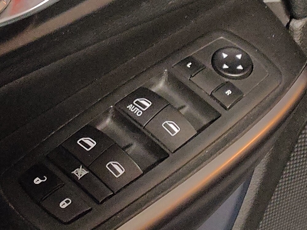 2020 Jeep Cherokee in Kissimmee, FL 34744 - 18064844 27