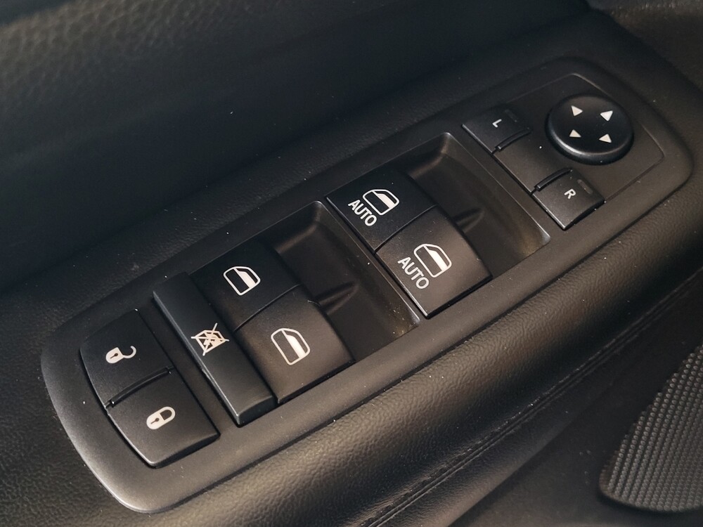 2019 Jeep Grand Cherokee in Ocala, FL 34471 - 18064852 27