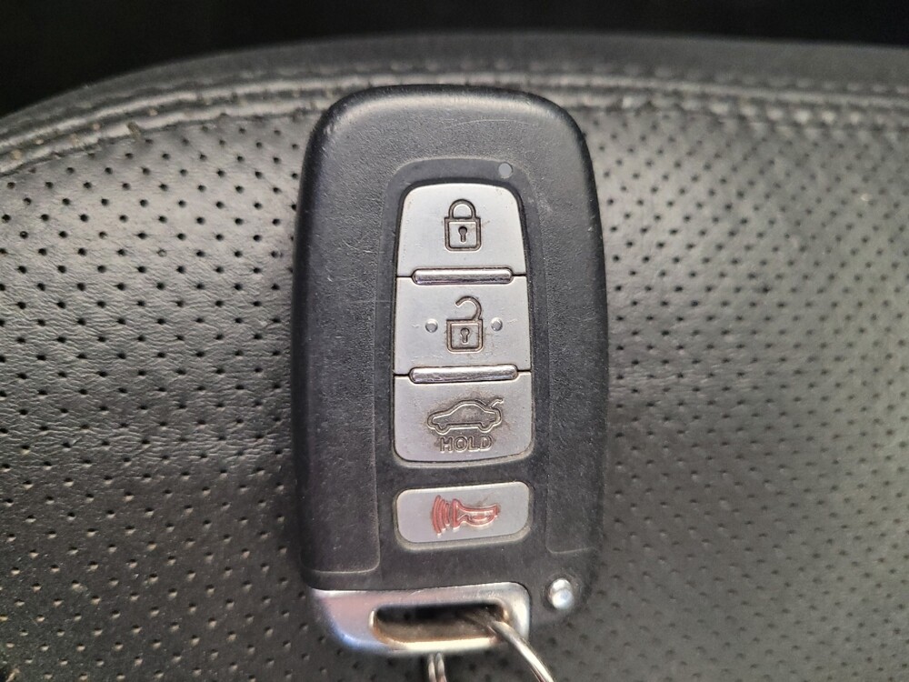 2013 Kia Optima in Maple Heights, OH 44137 - 18064909 32