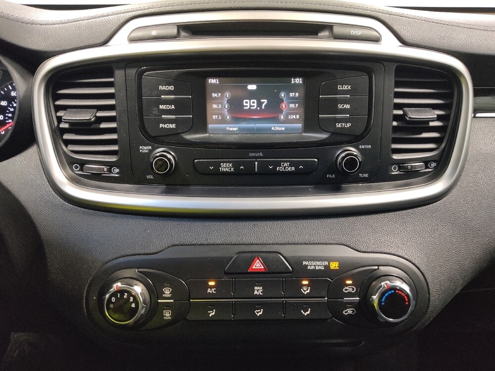 2016 Kia Sorento in Columbus, OH 43228 - 18064910 25