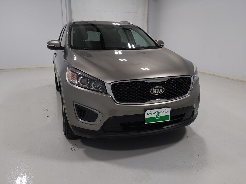 2016 Kia Sorento in Columbus, OH 43228 - 18064910 14