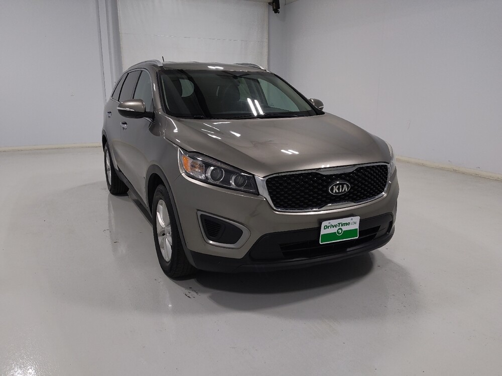 2016 Kia Sorento in Columbus, OH 43228 - 18064910 13