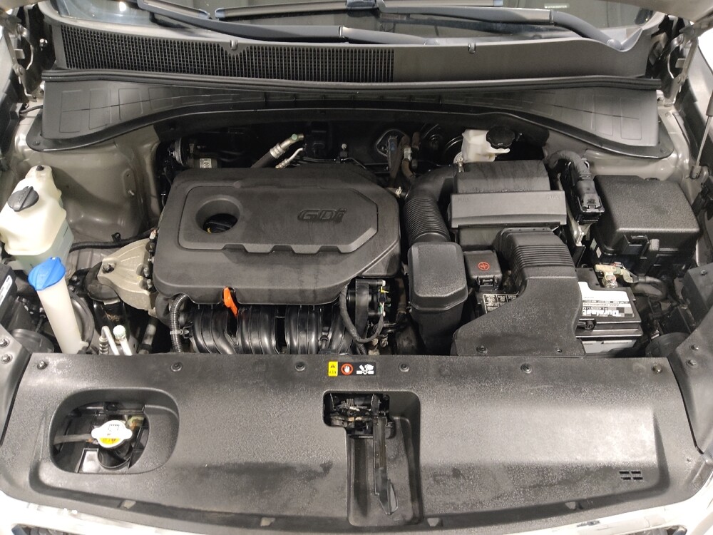 2016 Kia Sorento in Columbus, OH 43228 - 18064910 30