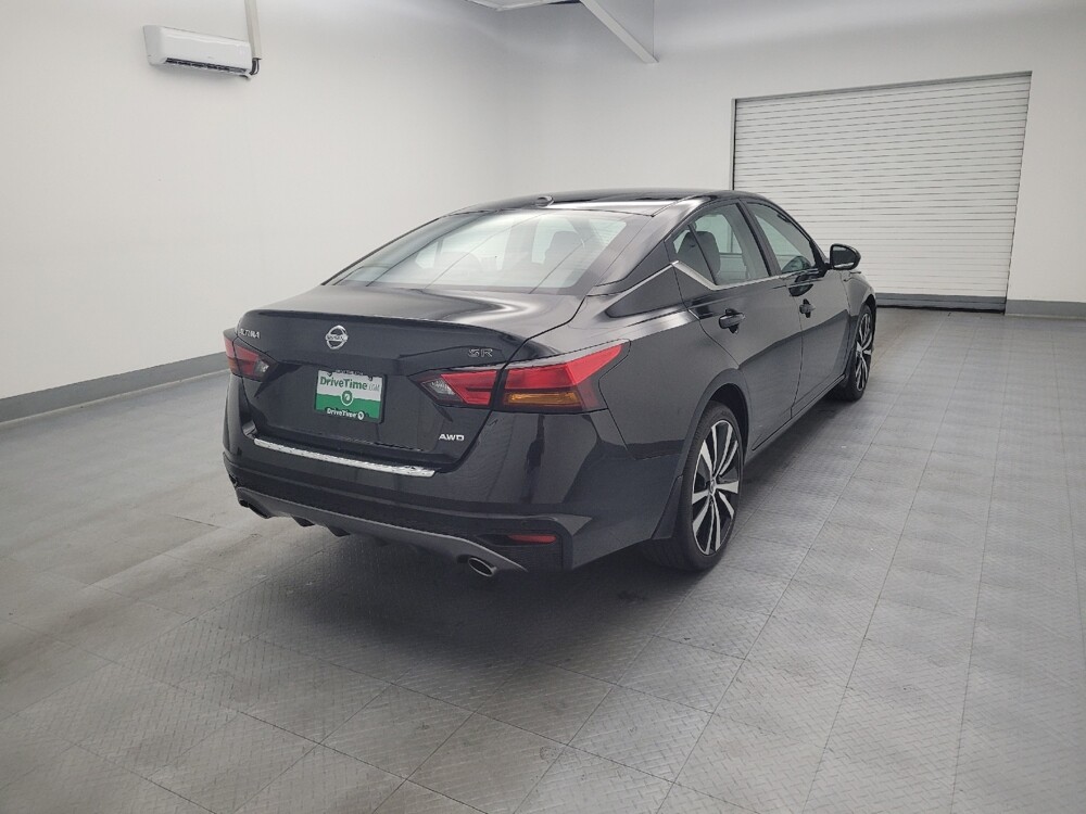 2021 Nissan Altima in Maple Heights, OH 44137 - 18064911 9