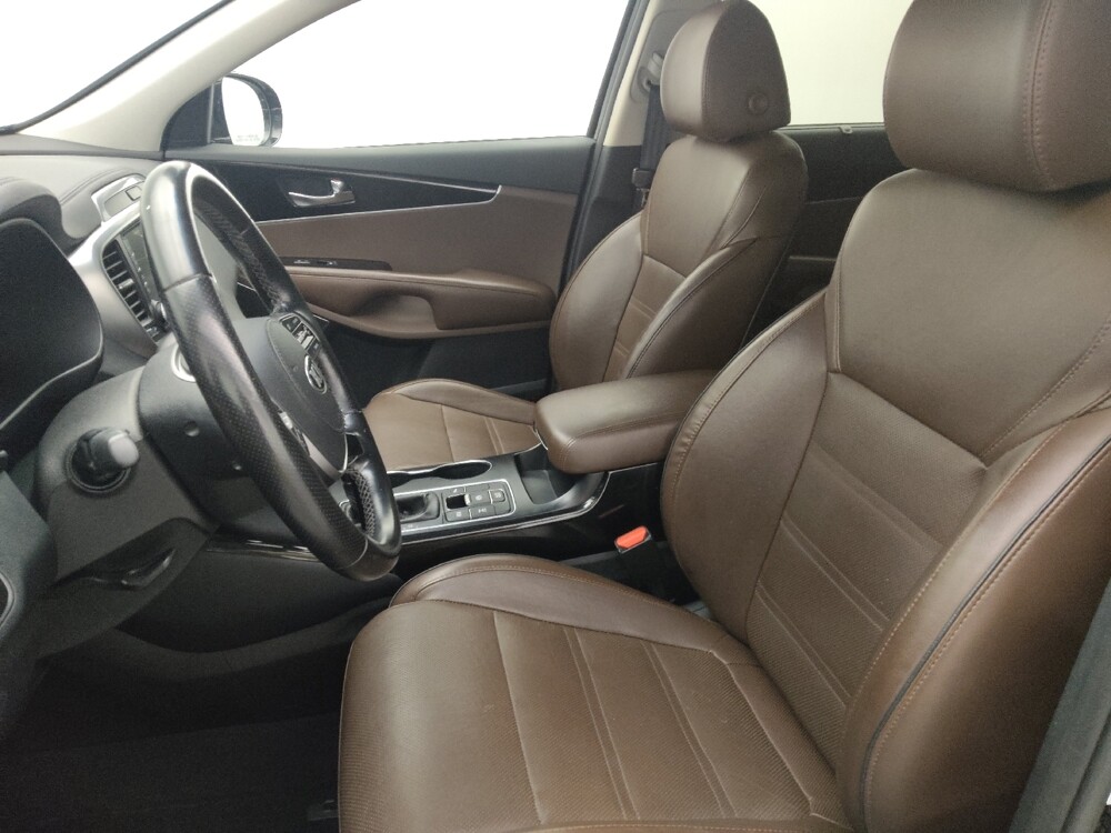 2019 Kia Sorento in Jacksonville, FL 32210 - 18064976 17