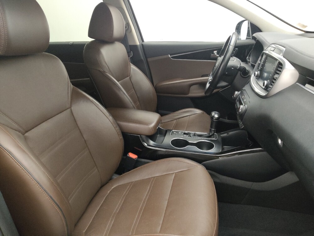 2019 Kia Sorento in Jacksonville, FL 32210 - 18064976 21