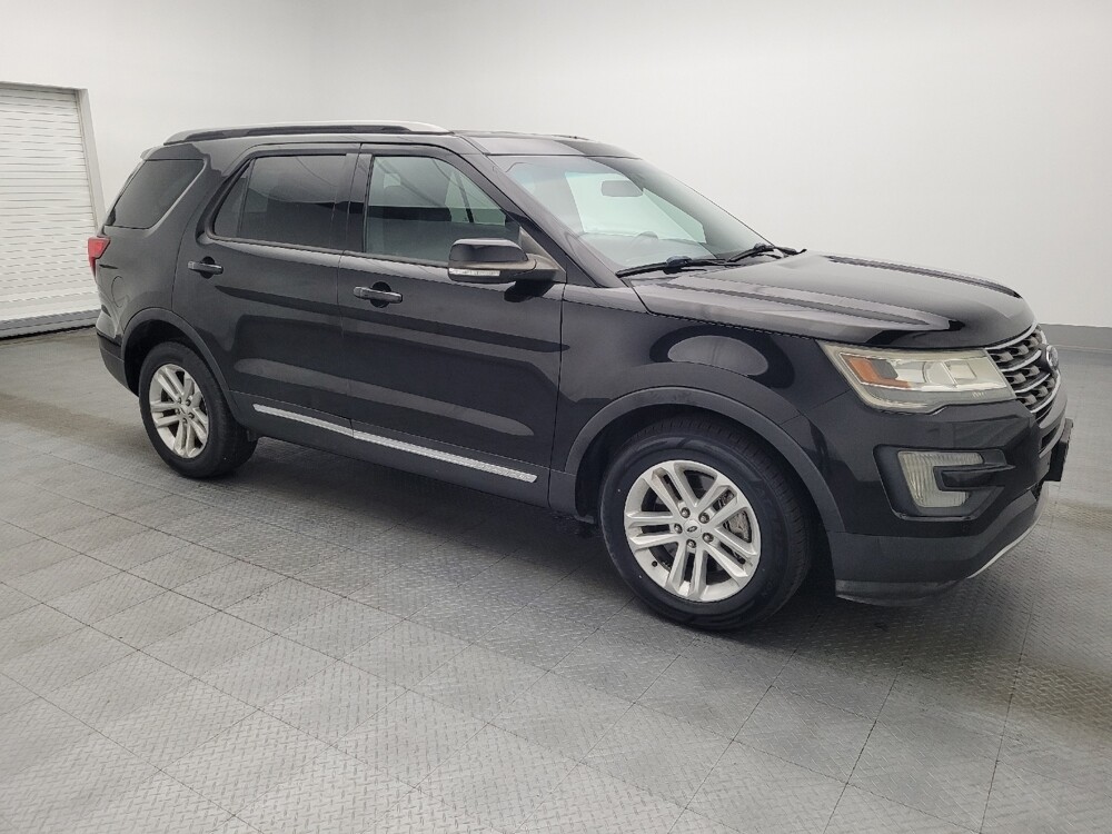 2017 Ford Explorer in Gainesville, FL 32609 - 18065012 11