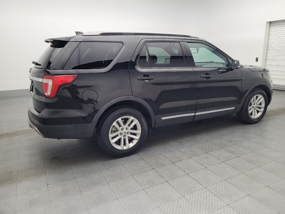 2017 Ford Explorer in Gainesville, FL 32609 - 18065012 10