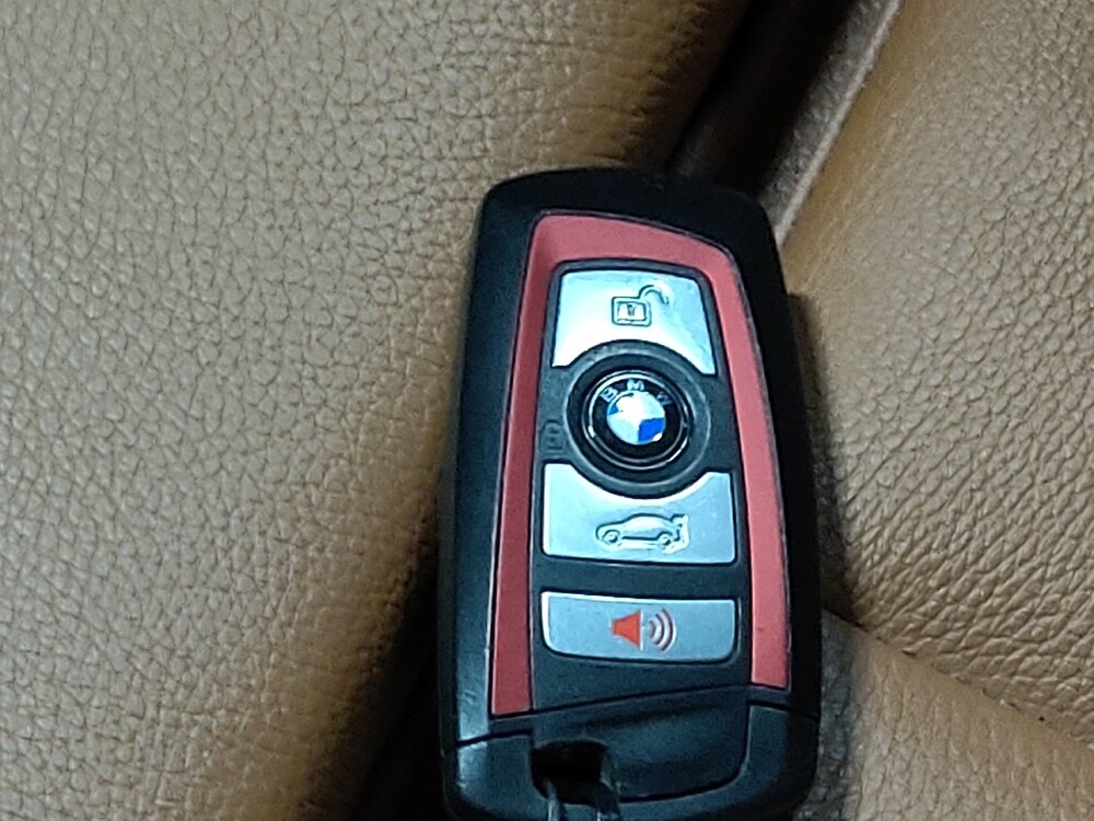 2017 BMW 330i in Tulsa, OK 74145 - 18065027 32