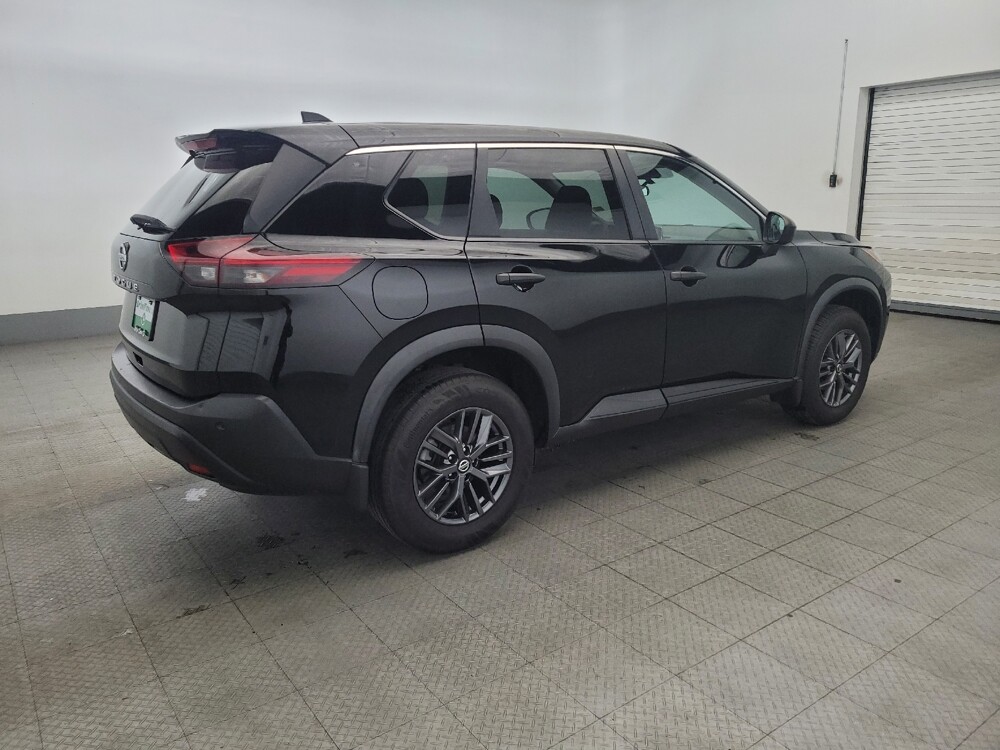 2021 Nissan Rogue in Pittsburgh, PA 15237 - 18065082 10