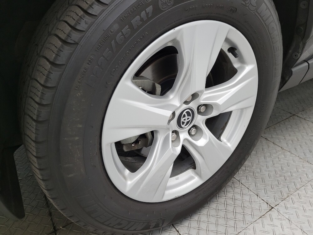 2021 Toyota RAV4 in Tucson, AZ 85705 - 18065115 31