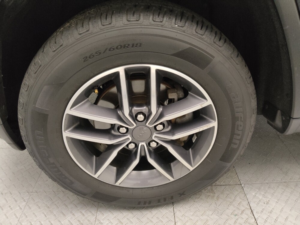 2019 Jeep Grand Cherokee in Des Moines, IA 50310 - 18065129 31