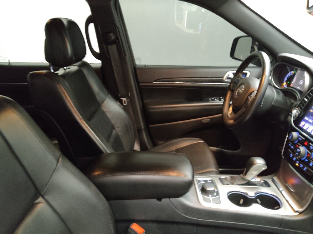 2019 Jeep Grand Cherokee in Des Moines, IA 50310 - 18065129 21