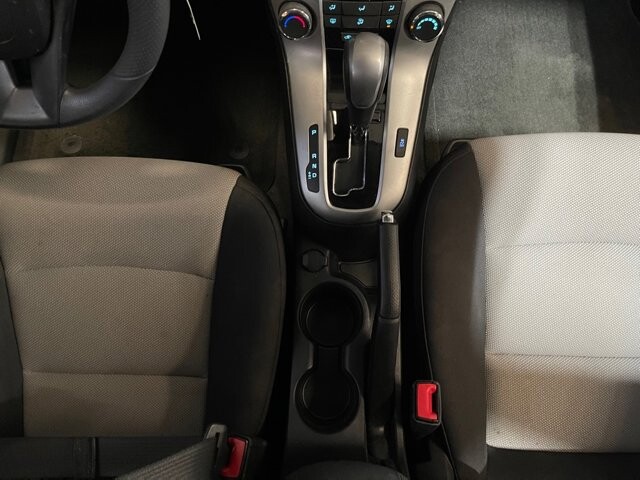 2014 Chevrolet Cruze in Conyers, GA 30094 - 18065171 14