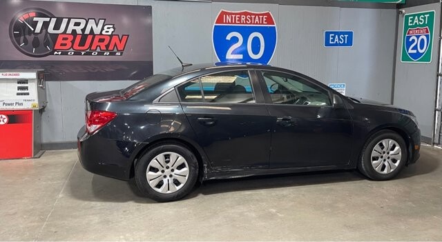 2014 Chevrolet Cruze in Conyers, GA 30094 - 18065171 5